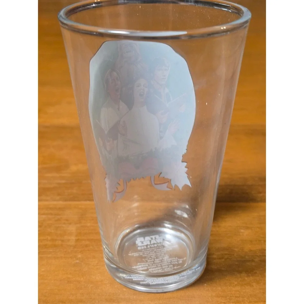 Star Wars Christmas Caroling Pint Glass Han Leia Luke Chewbacca 16oz Glass